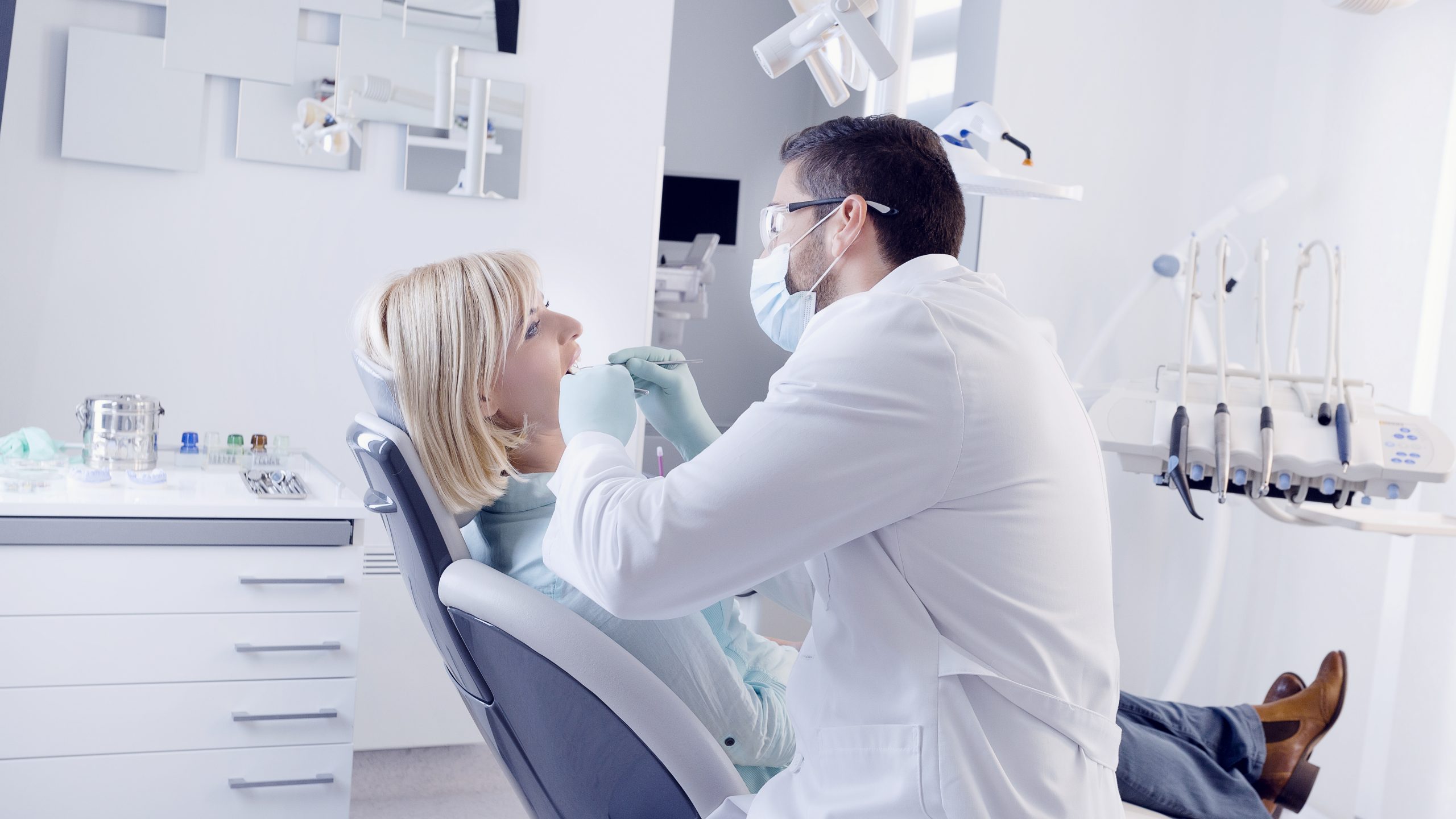 Dentist in Grand Ridge, FL